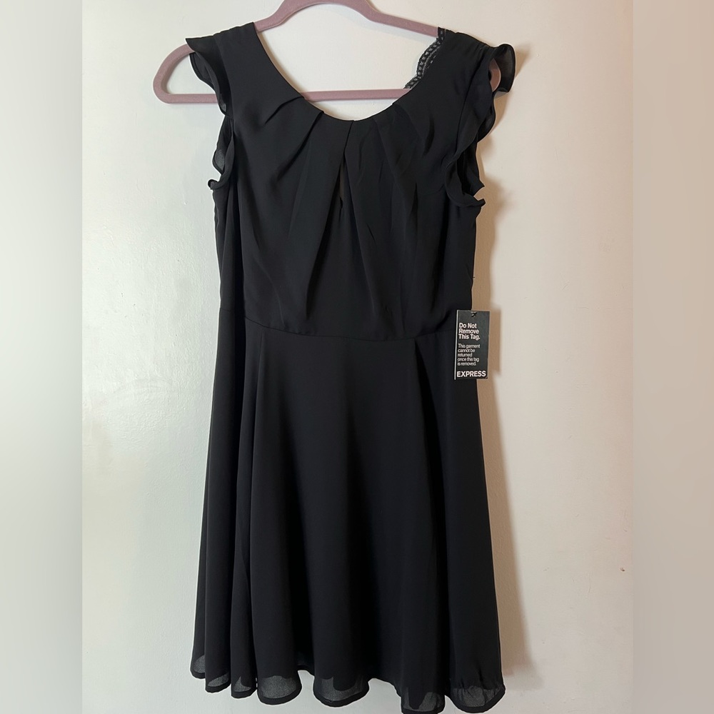 NWT! Express sleeveless dress, Black satin. Size 6. A perfect little black dress